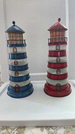 2 Light Houses