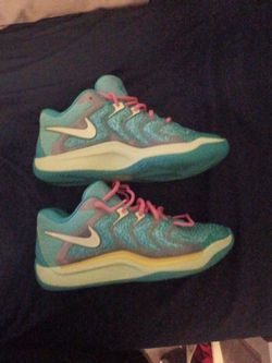 Kd basketball shoes