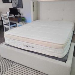 Premier Luxury Hybrid Mattress, King, Like New, Perfect Condition