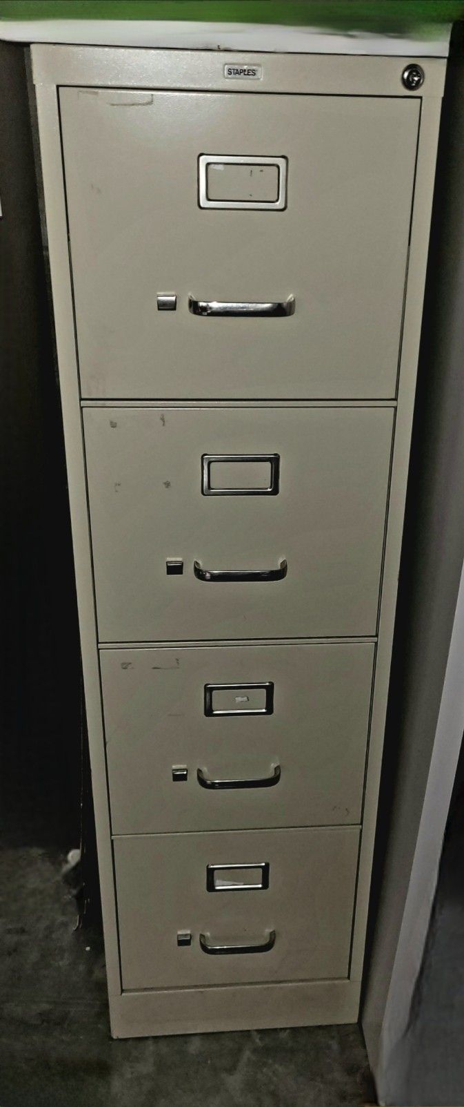 Staples 4 Drawer Filing Cabinet