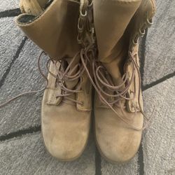 Military Boots 