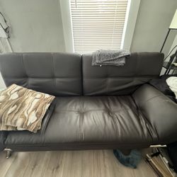 FUTON
