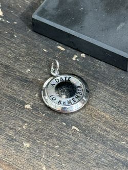 A Date To Remember Locket 925 Sterling Silver