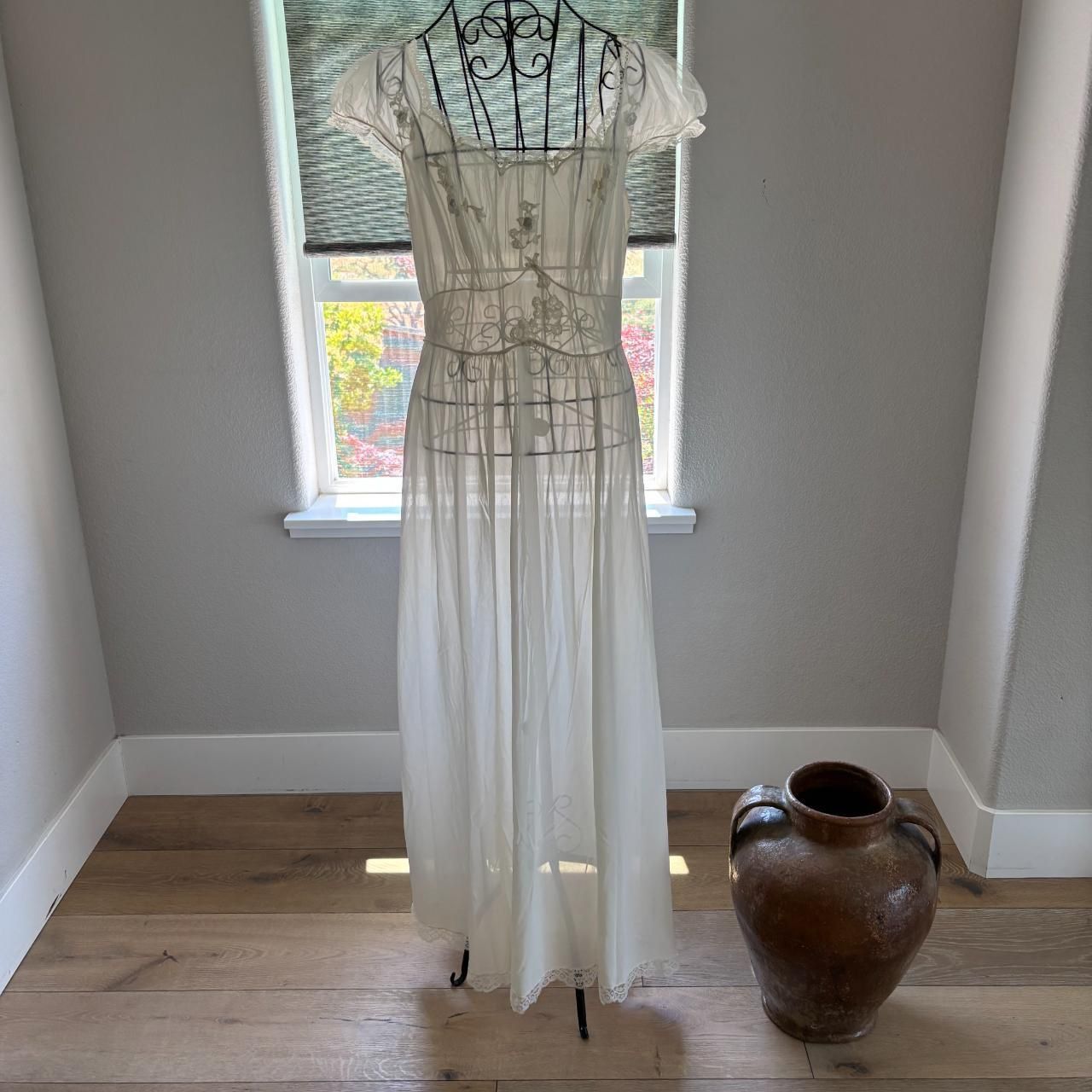 Women's White Nightwear(138)38
