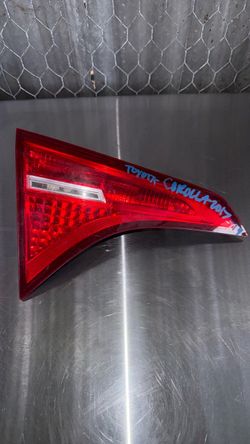 Toyota Corolla 2017-2018 Tail Light 81590-02A60  💡