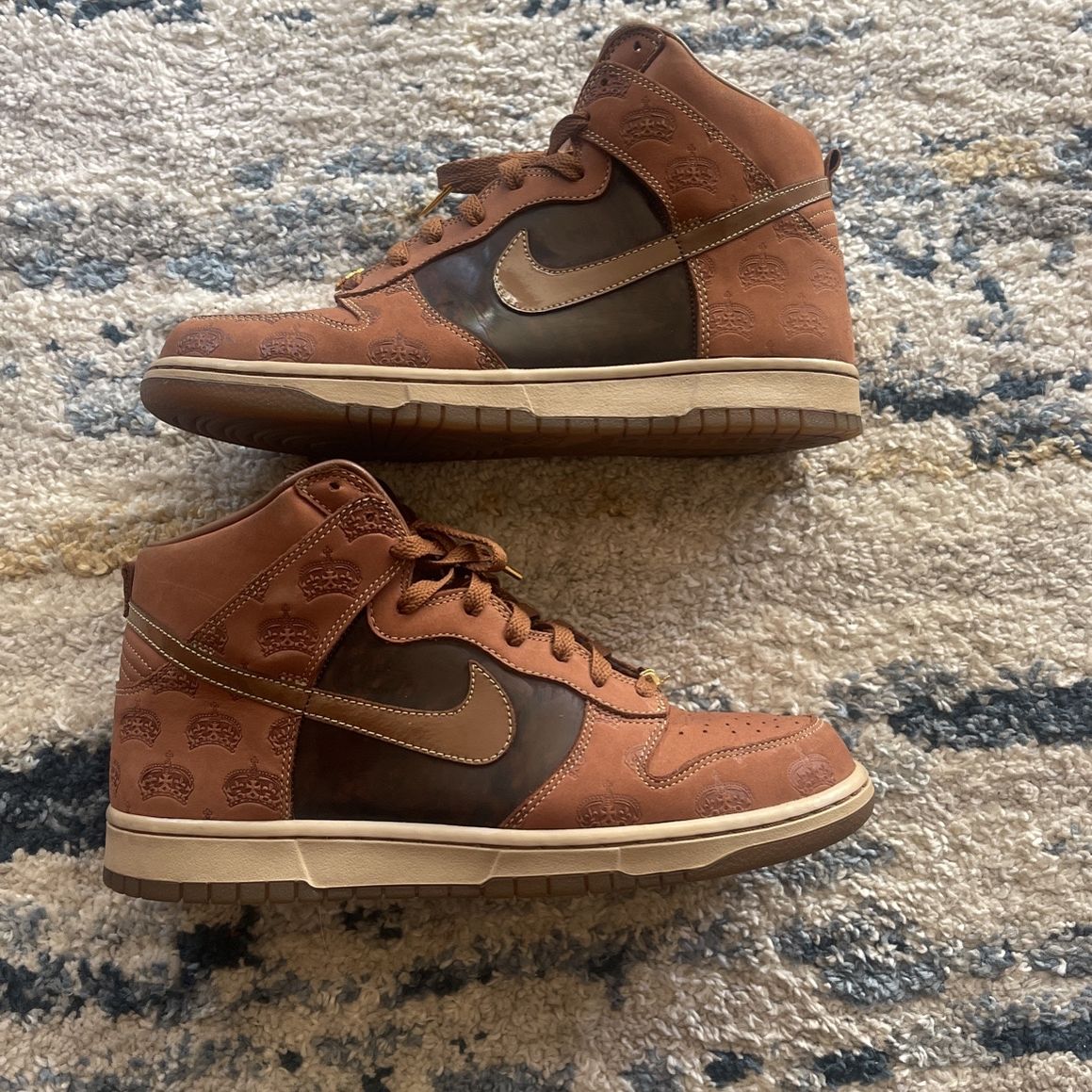 Nike Dunk High Mighty Crown Size 9.5 for Sale in Alameda, CA - OfferUp