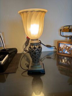 Decorative Table Lamp with Glass Shade
