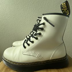 Dr MARTENS (ZAVALA) White Leather Combat Boots