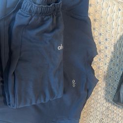 Alo Yoga Sweatpants Set – Navy Blue – Size (Add Size) – Like New