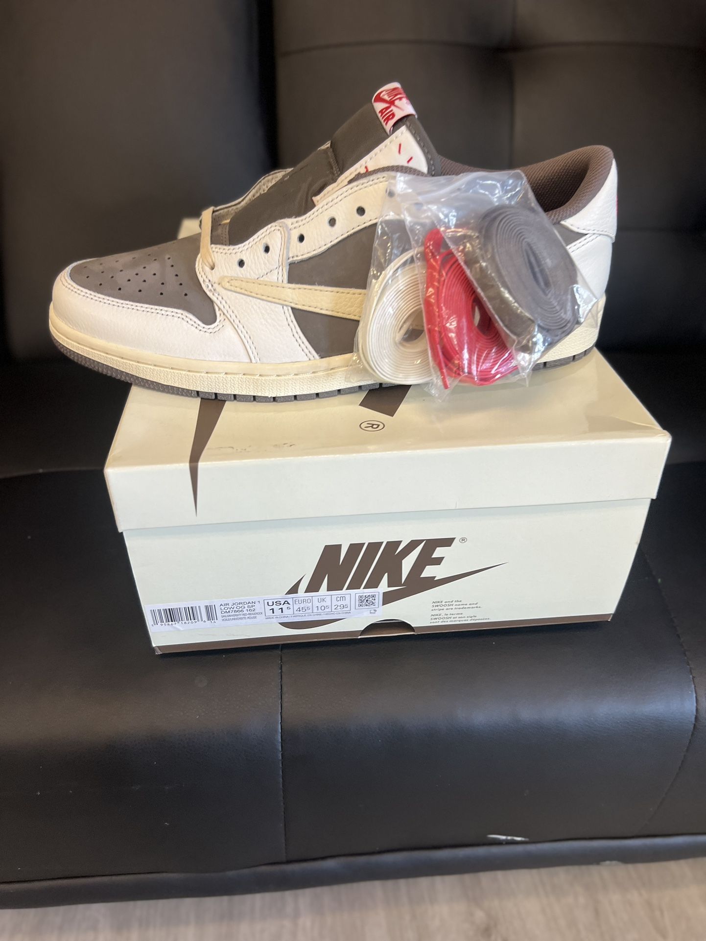 Men’s Jordan 1 Low