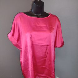 Women's short sleeve silky textured blouse size large 
