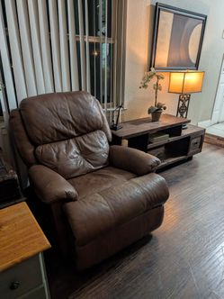 Brown Leather recliner