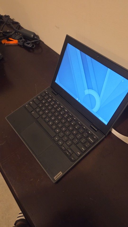 Lenovo Chromebook 100e