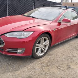 2013 Tesla S 200K NONE running 