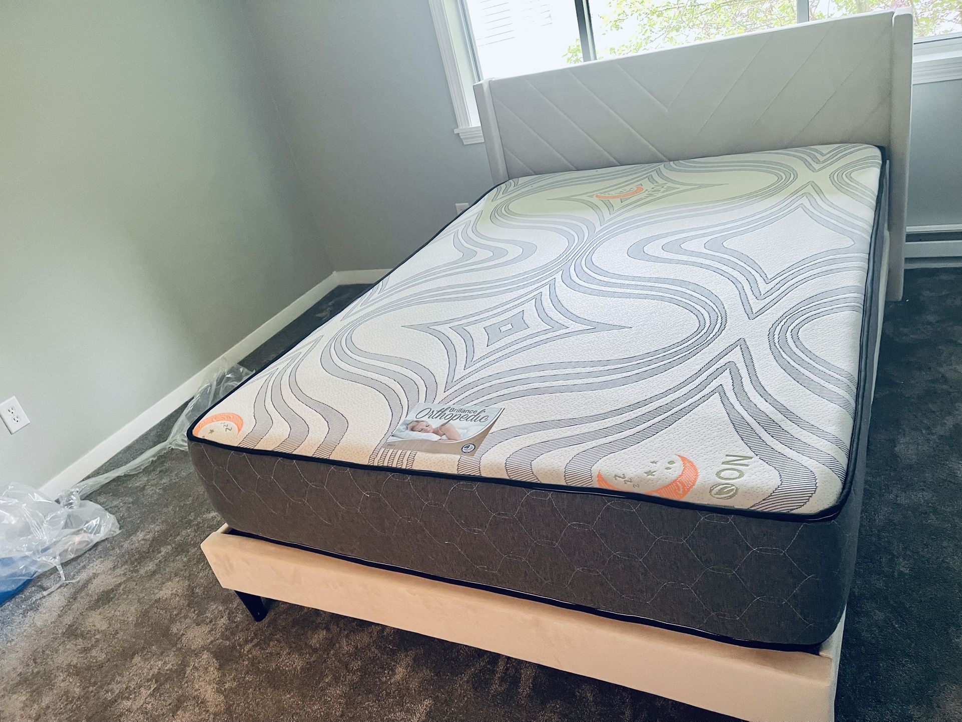 Queen Size Bed Frame & Mattress 12” Thick Brand New Delivery Available