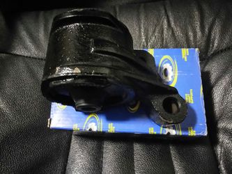 Acura Integra 1.7L Front Left Motor Mount