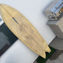 Ellington Surfboard