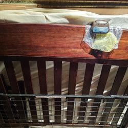 Graco 3 in 1 Crib