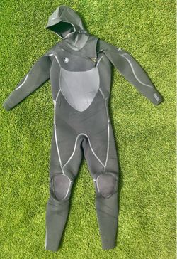Body Glove 5.4.3 Men’s Medium Hooded Wetsuit