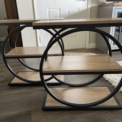End / Side tables (2)  