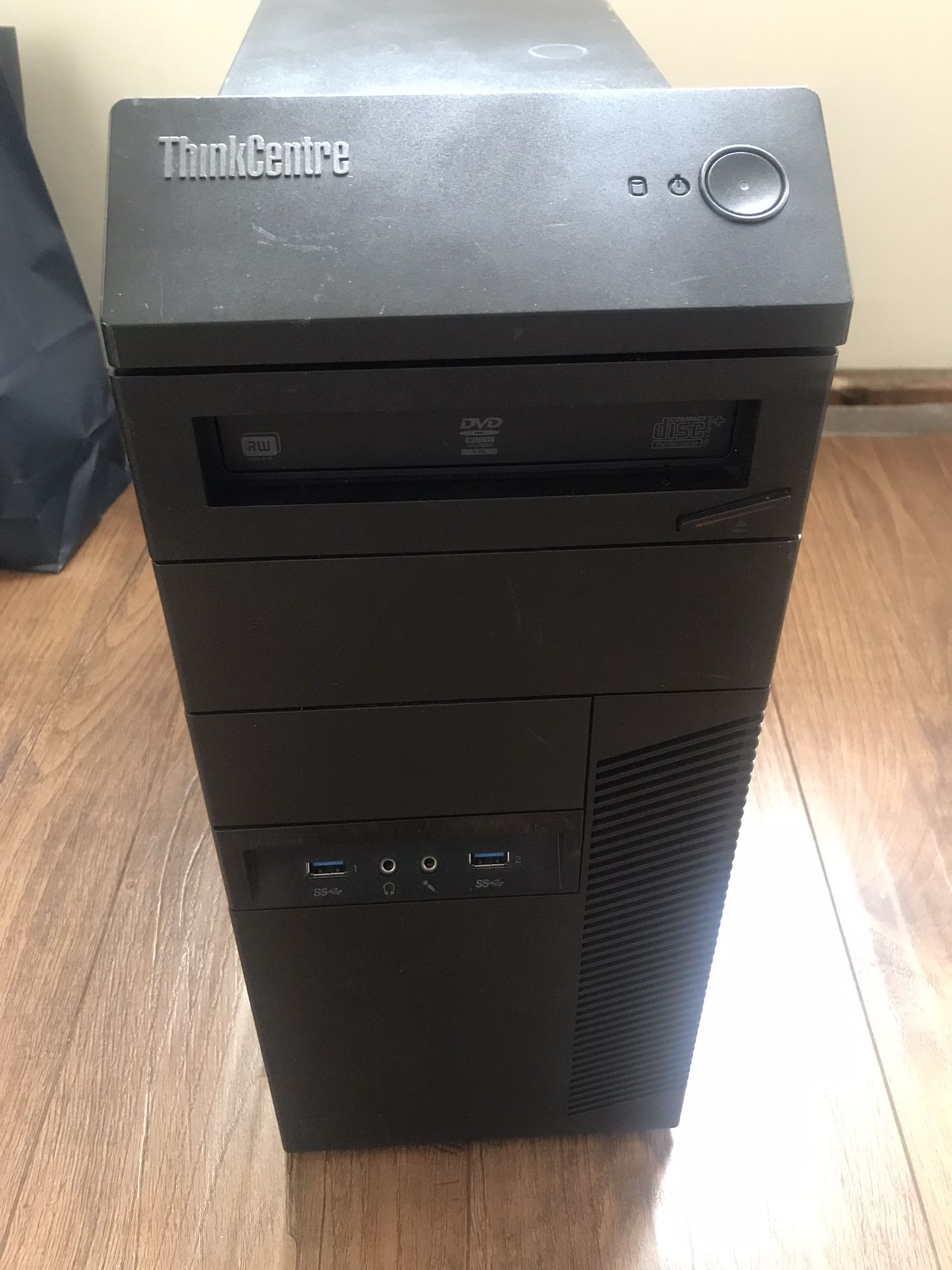Lenovo ThinkCentre M83