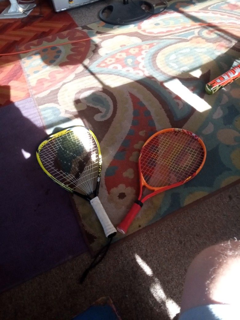 Tennis Racquet