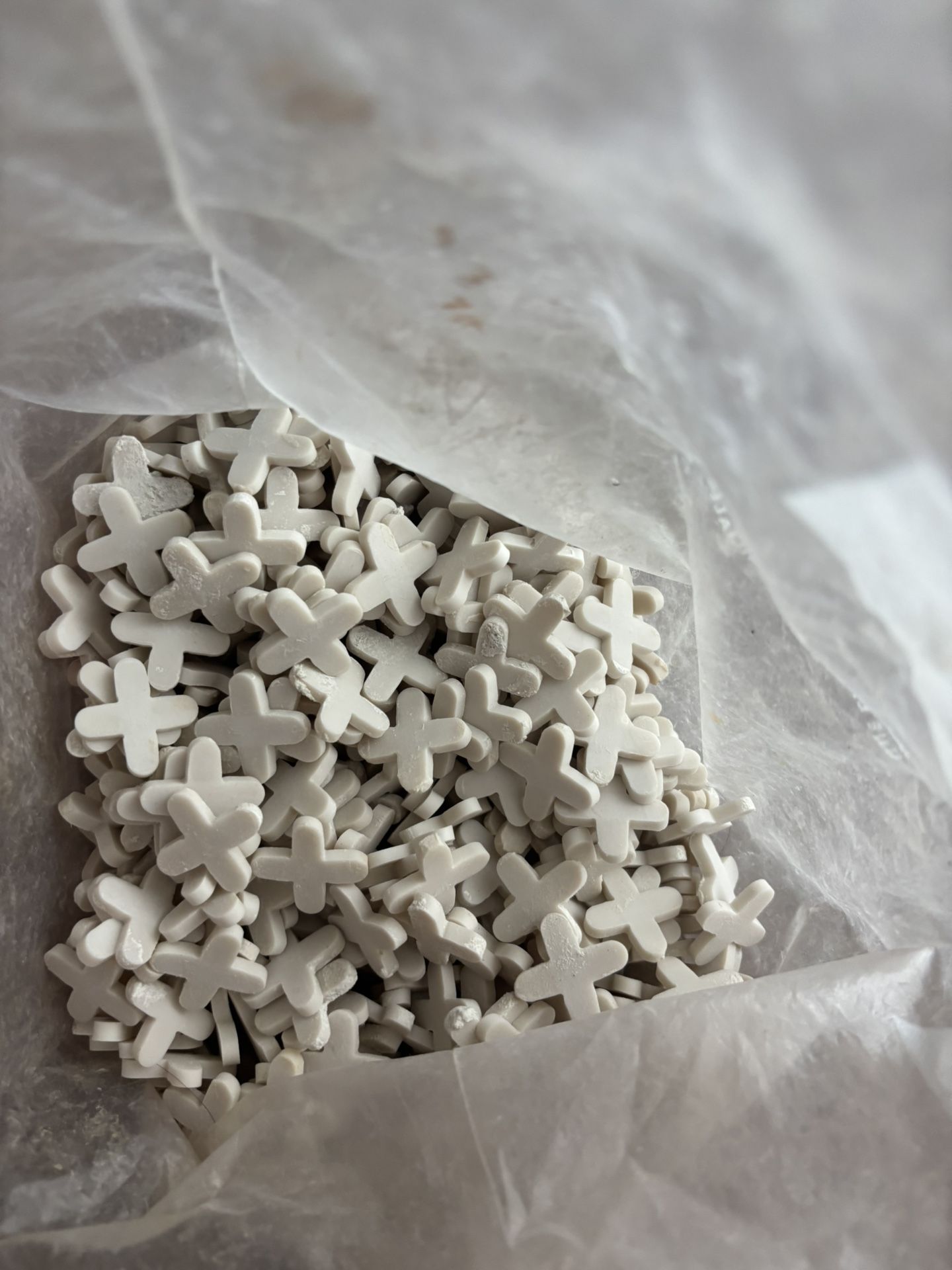 Tile Spacers (150-200 Count)
