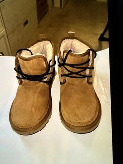 Ugg Womens Size 9 