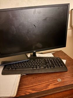 LG Flat Screen Monitor