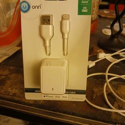 Onn 2.4A Wall Charger 