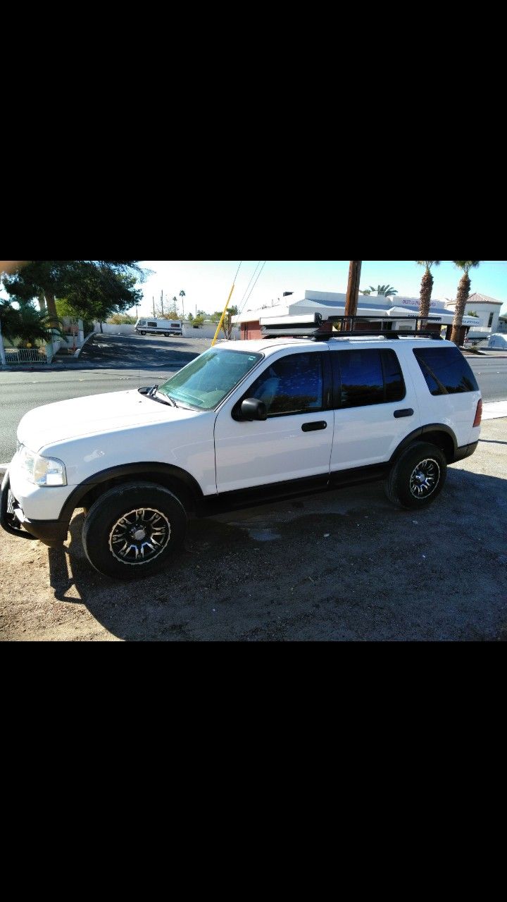 2003 Ford Explorer