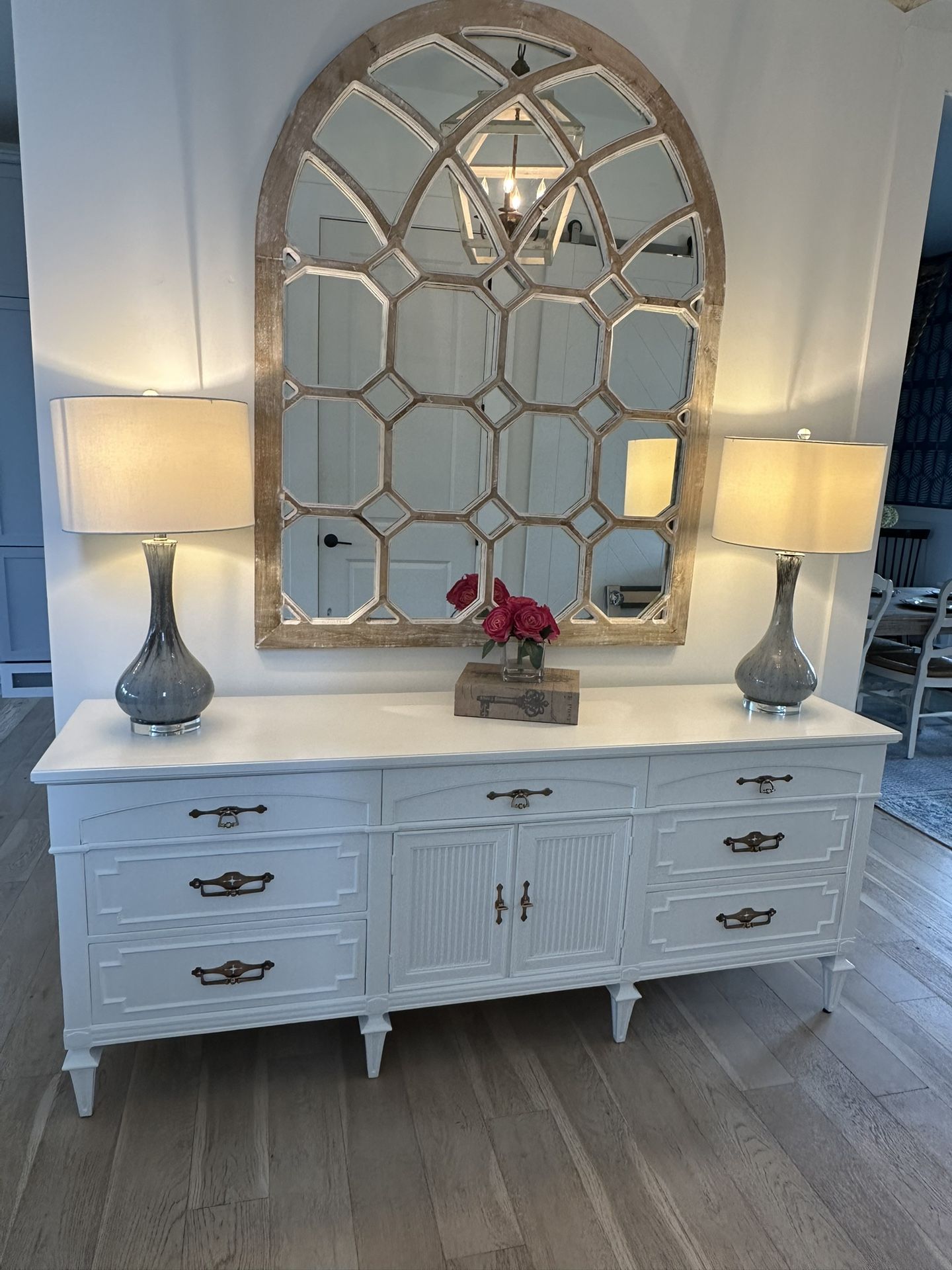 Thomasville Solid Wood Dresser With 9 Drawers