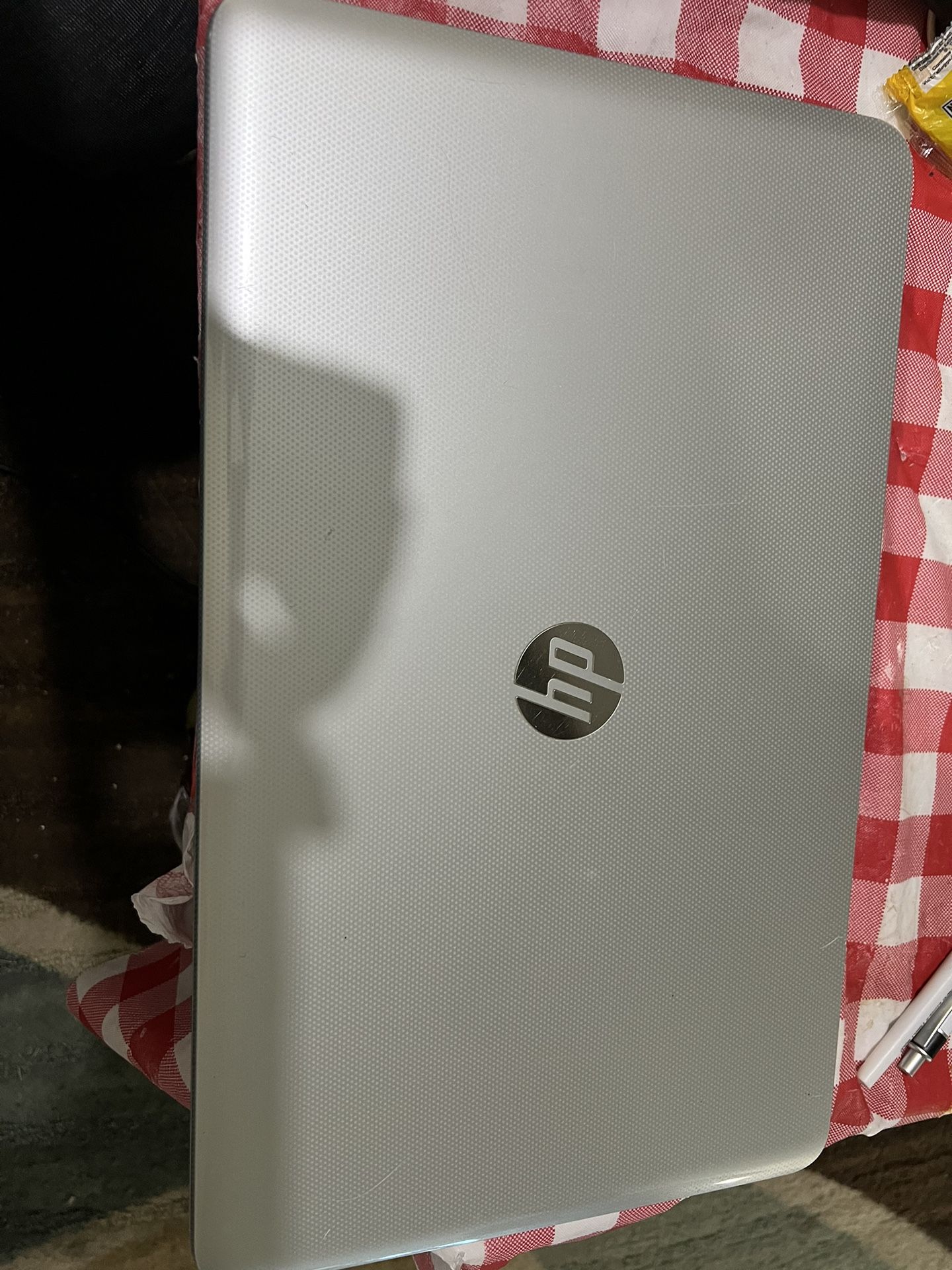 HP Chromebook 14” Laptop in Very Good Condition . Specs on the Picture.