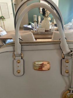 Nice Mk purse
