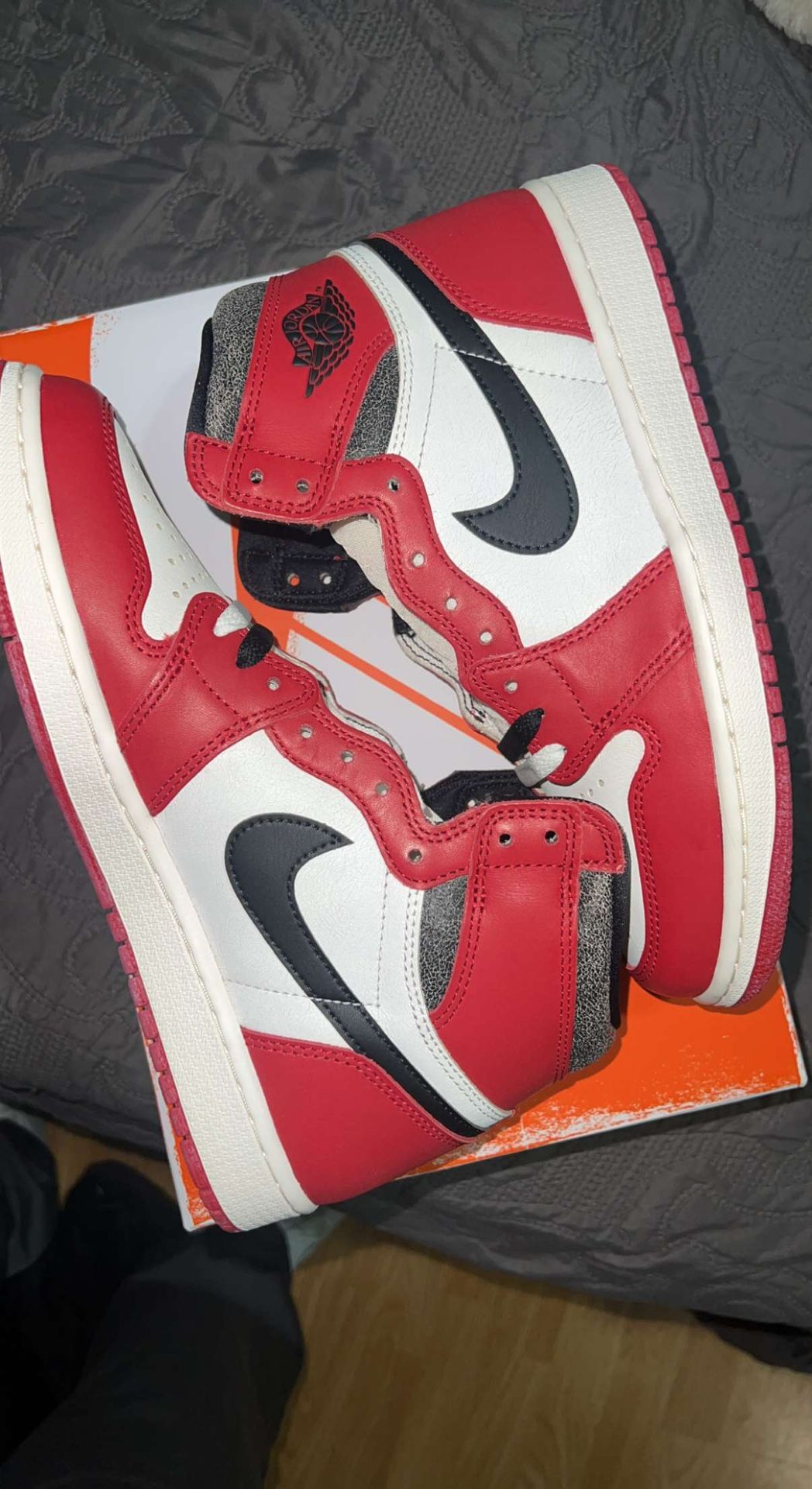 JORDAN 1 LOST AND FOUND SIZE 9