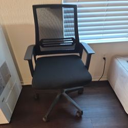 Ergonomic Office Chair – Black