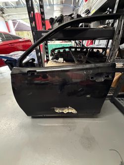 Subaru forester driver front door shell
