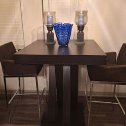 High Bar Table With Chairs
