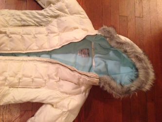 Warm and nice girls Old Navy jacket perfect to wear if going to the snow