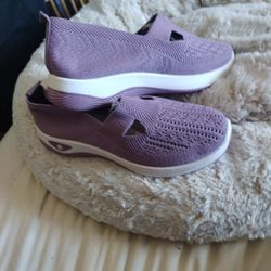 $6 Brand New! Lavender Super Comfy Slip On Shoes