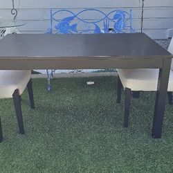 Dining Table & 2 Chairs 