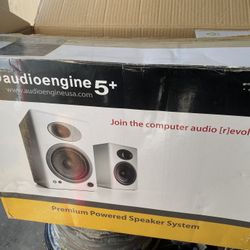 Audioengine 5+ Powered Speaker System Audio Engine D1 Premium 24-bit DAC