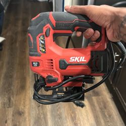 Skil Jigsaw Corded 6 Amp w/ Built In Laser Guide and Dust Blower - Model 4690-01