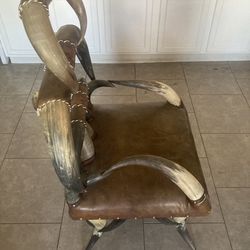 Longhorn chair