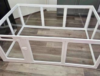 Extra Large Acrylic Playpen / Play Yard