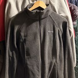 25 Each -Jacket Colombia Fleece -Large