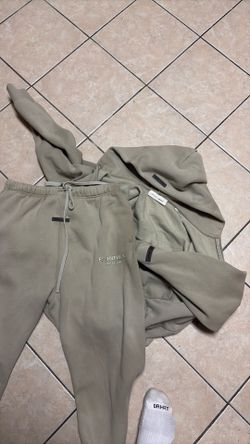 Essentials Set ￼