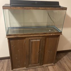 30 Gallon Fish tank & Stand  with Lid & Light