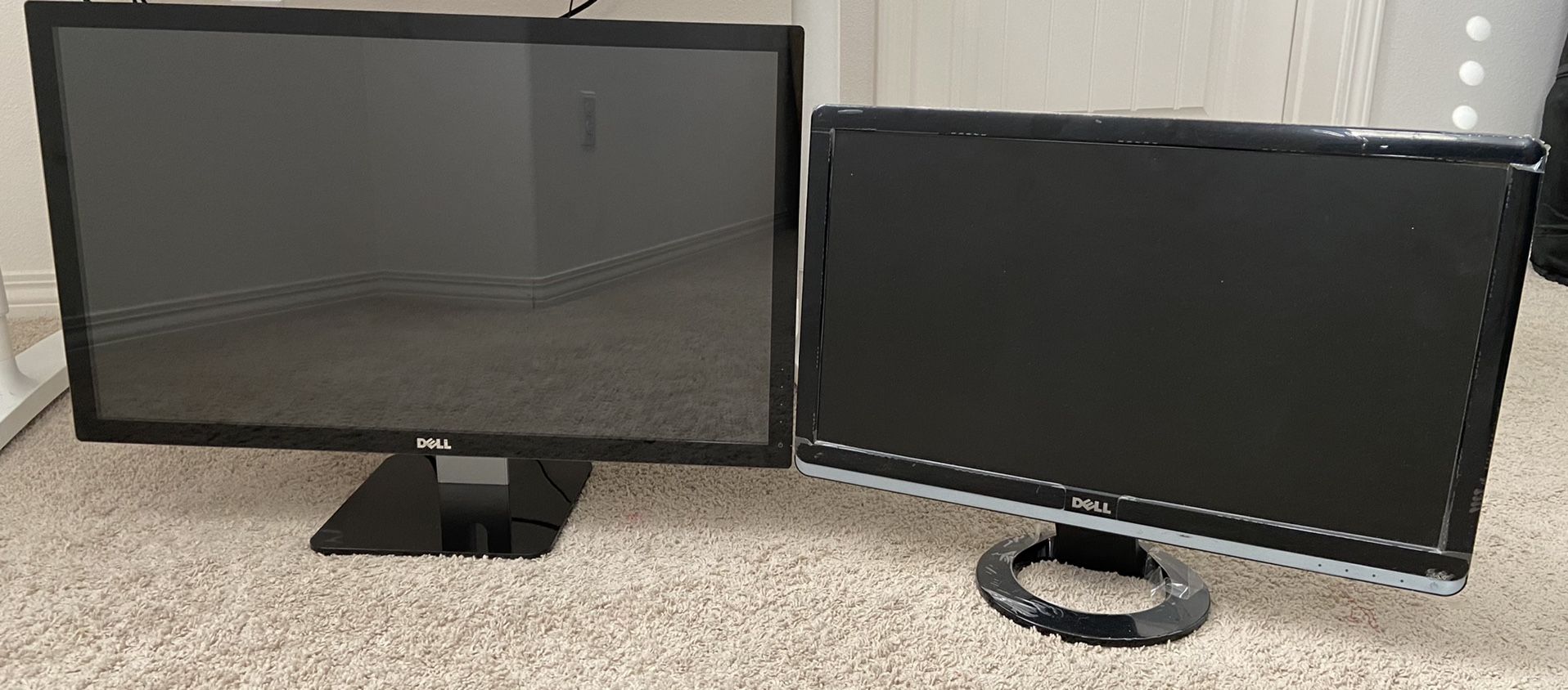 2 Monitors