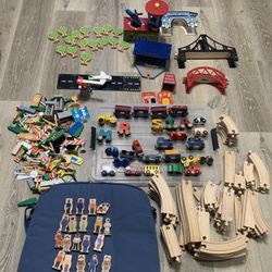 CIRCO WOODEN TRAIN TRACK—complete With Wooden People And Playmat